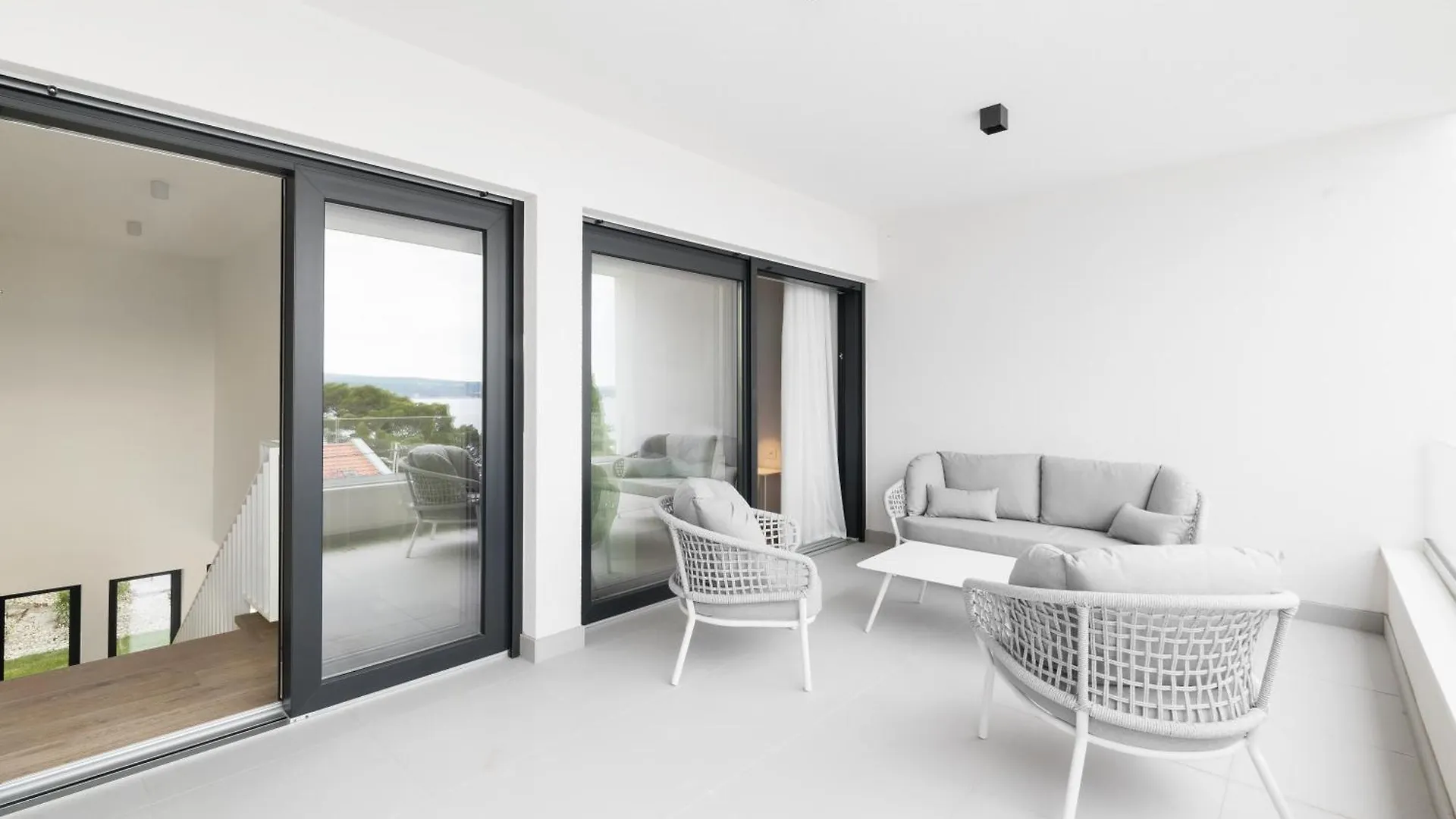 New Modern Villa By The Sea, Magical View, A Few Minutes From The Beach - By Traveler Tourist Agency Krk - Id 2000 Dramalj